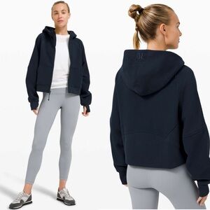Lululemon Scuba Oversized Full Zip
True Navy Sz M/L